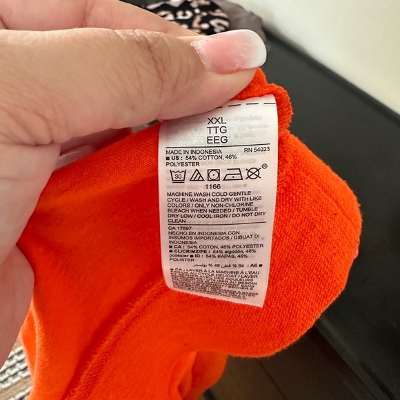 XXL Old Navy Zip-up - Picture 4 of 5